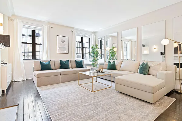 Rented by Bedrose | media 36