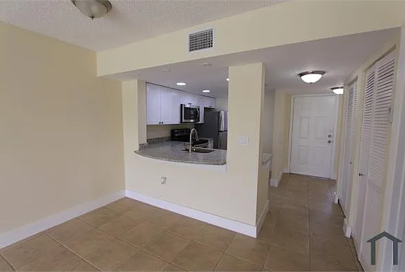 5200 NW 31st Ave #103 — Photo 9