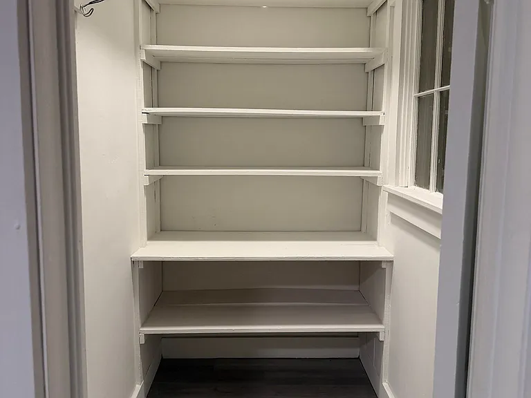 33 N Washington St #6 — Photo 7