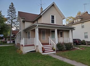 701 E Main St, Reedsburg, WI 53959
