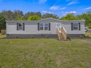 375 Griggs Rd, Six Mile, SC 29682