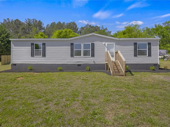 375 Griggs Rd, Six Mile, SC 29682