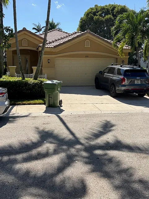 3 bed, 1680 sqft, $3,400 — Photo 1