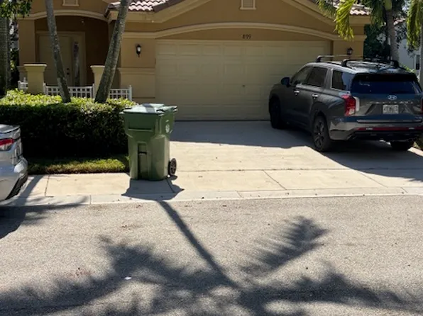 890 Golden Cane Dr, Fort Lauderdale, FL 33327