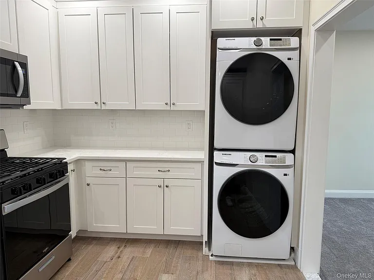 162 2nd St #4 — Photo 5