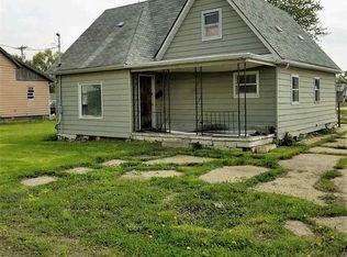 225 S 4th Ave, Canton, IL 61520