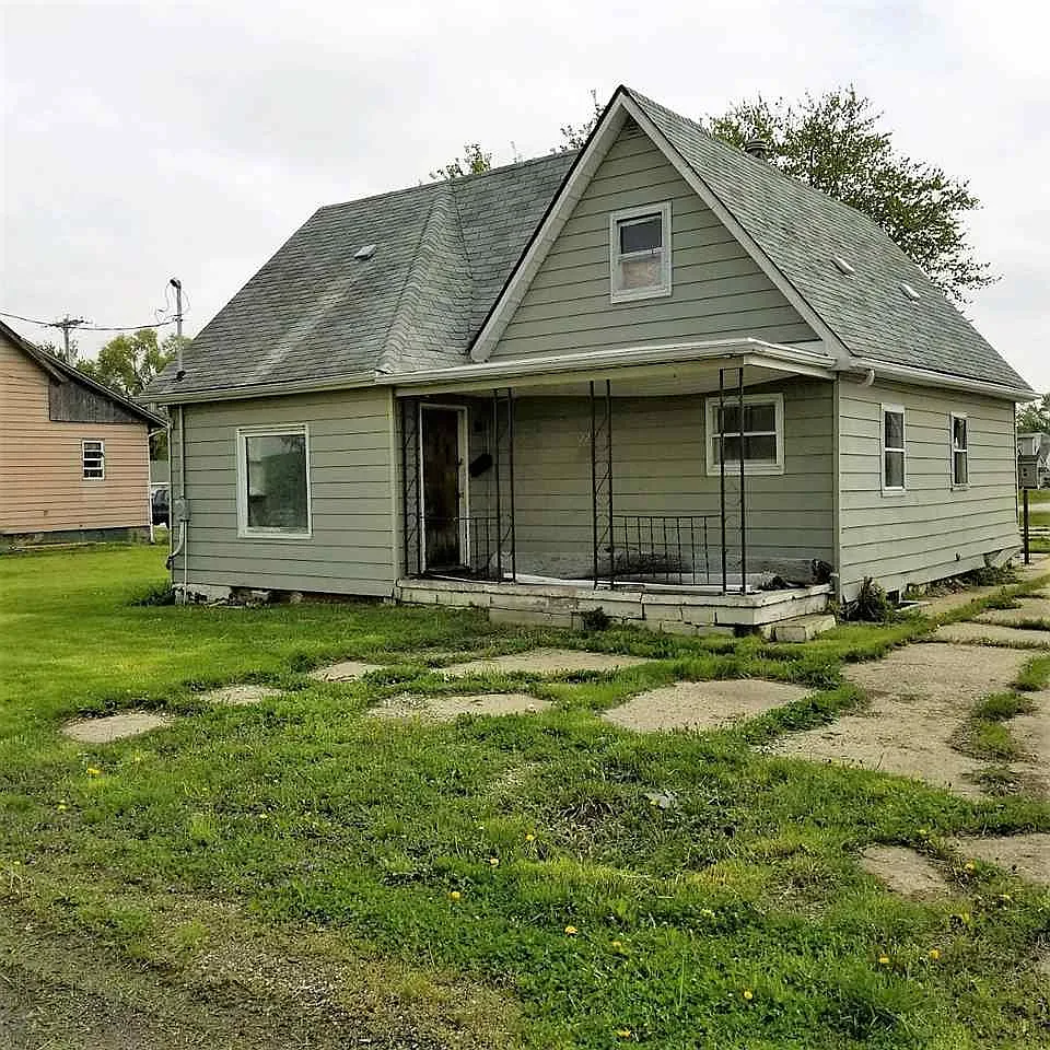 225 S 4th Ave photo 1