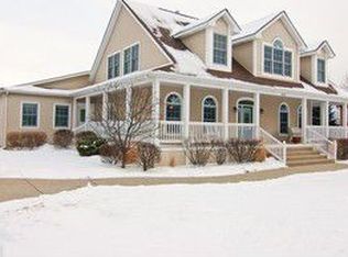 15870 Anna Dr, Wadsworth, IL 60083