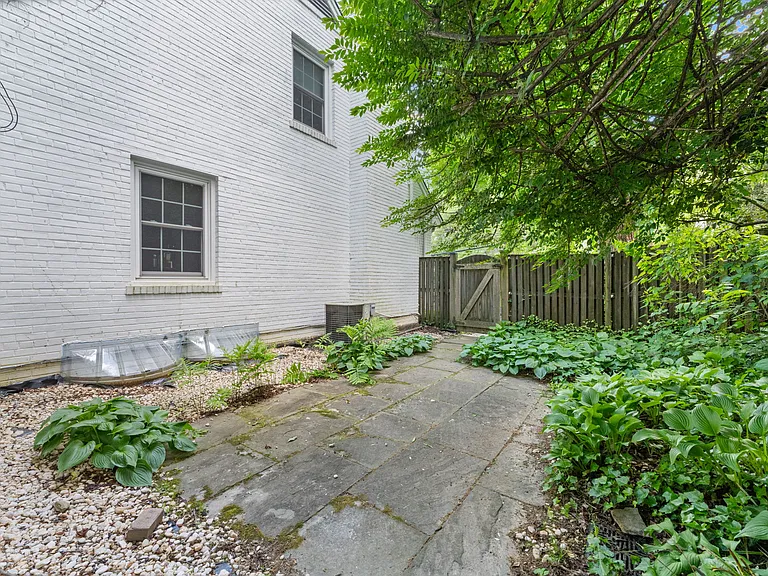 5121 Baltan Rd — Photo 38