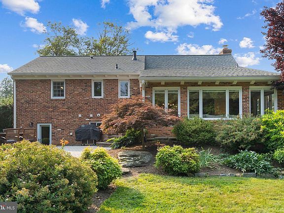 2nd image of 2212 Reddfield Dr