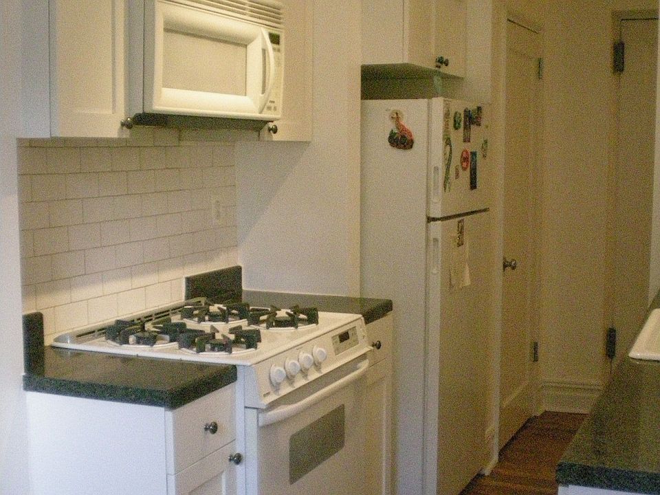 2nd image of 4784 Boston Post Rd APT A3