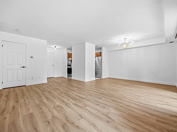 5th image of 548 Front St #14