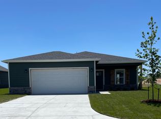 2864 S Maize Ct, Wichita, KS 67209