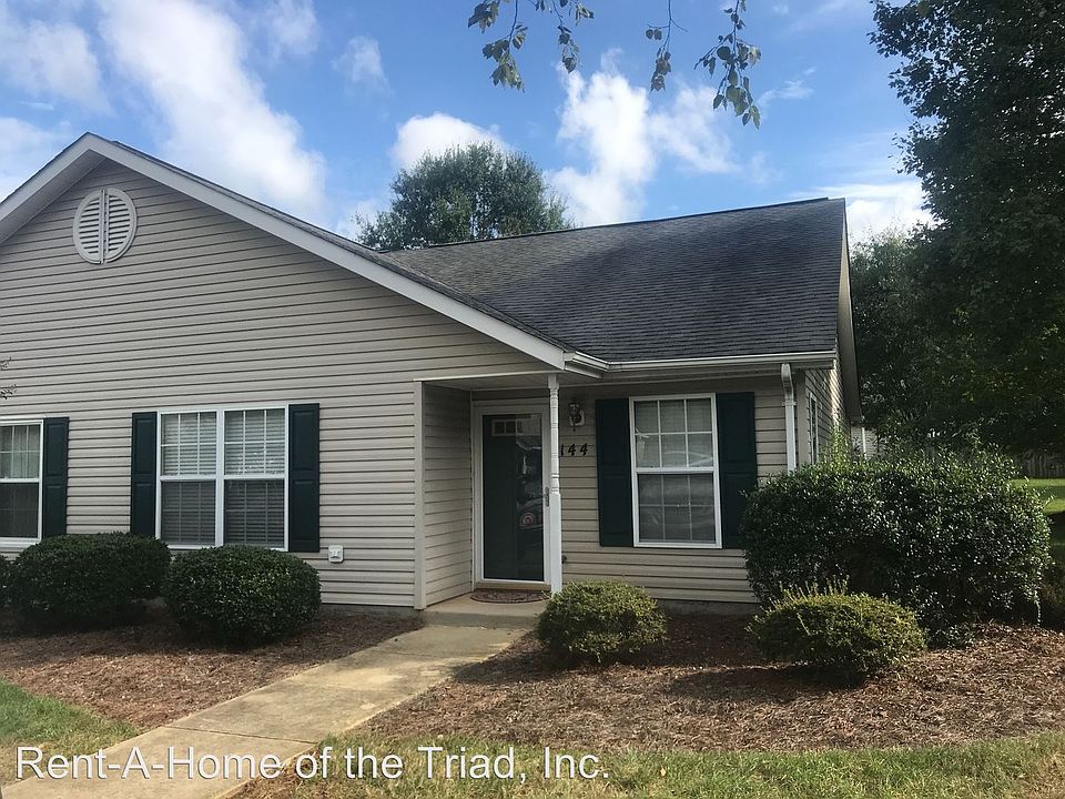1st image of 144 Wesley Harris Cir