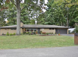 227 Santee Path, Louisville, KY 40207