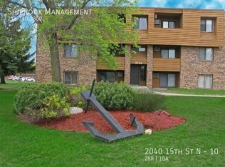 2040 15th St N APT 10, Saint Cloud, MN 56303