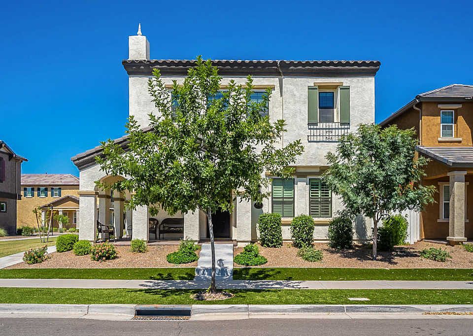 1st image of 2714 S Valle Verde