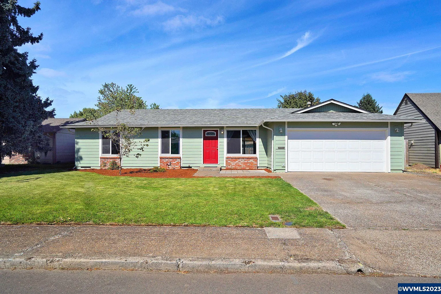 1099 Ventura St N photo 1