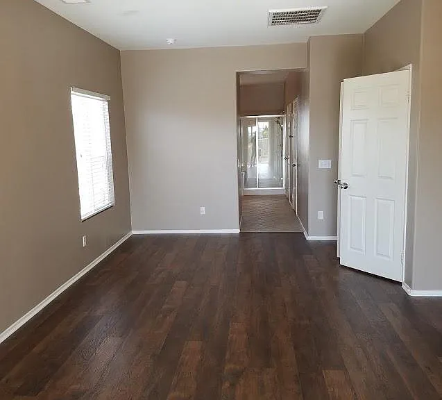 64032 Baylor Mountain Ct — Photo 13