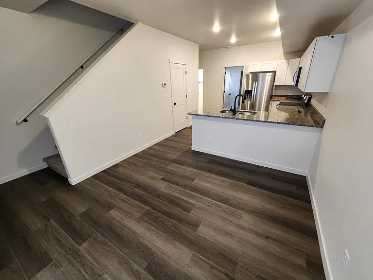 1600 Carol Ann Way — Photo 2
