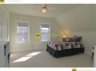 25 Saint Clements Rd #1, Medford, MA 02155