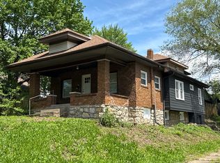 6141 Harrison St, Kansas City, MO 64110