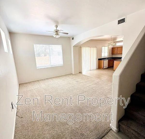 4171 E Gail Dr — Photo 2