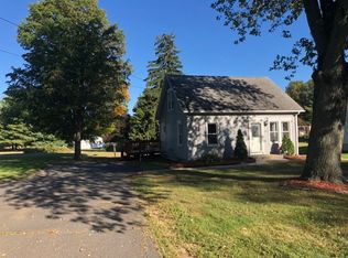 382 N Westfield St, Feeding Hills, MA 01030