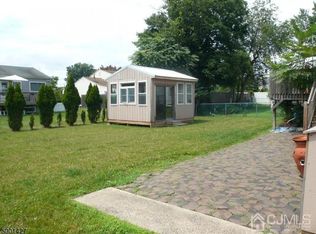 109 Cindy Ct, Middlesex, NJ 08846