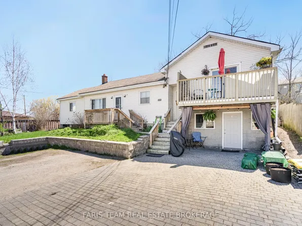 179 John St, Tay, ON L0K 2A0