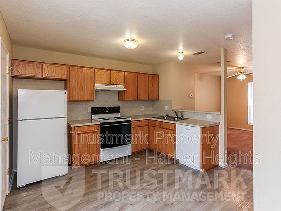 5th image of 4403D Abigail Dr