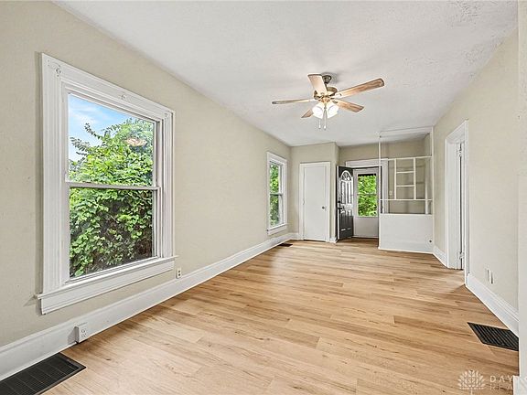 4th image of 115 Oaklawn Ave