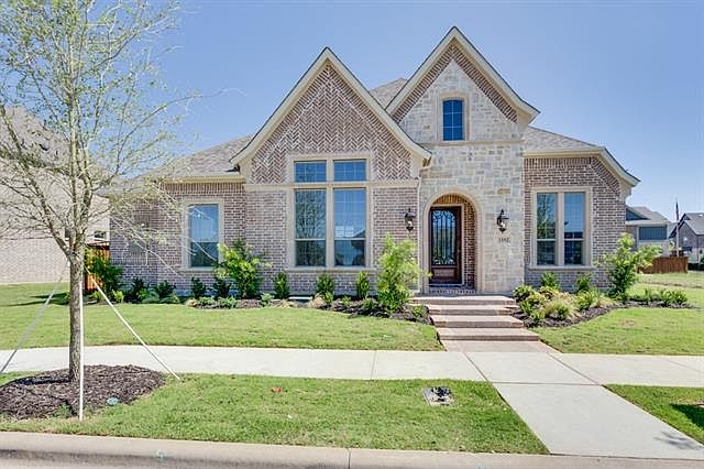 1st image of 1102 Blue Lake Blvd