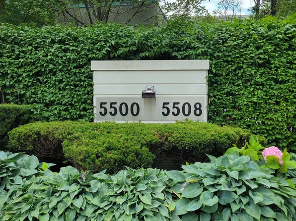 5500 Yonge St #209, Toronto, ON M2N 7L1