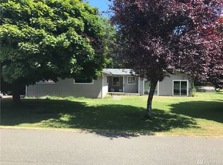 211 Cedar Ave, Forks, WA 98331