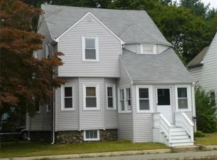 870 Crescent St, Brockton, MA 02302
