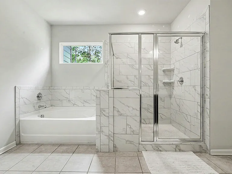 170 Glen Abbey Cir — Photo 24