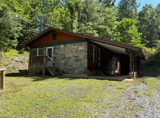 35 Sam Greene Rd, Burnsville, NC 28714