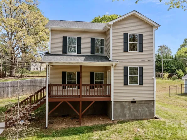 3130 Celia Ave, Charlotte, NC 28216