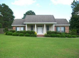166 Cole Rd, Hattiesburg, MS 39402