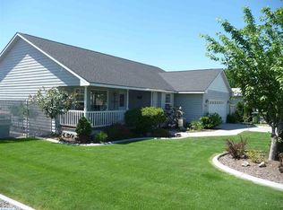 4010 Meadow View Dr, Pasco, WA 99301