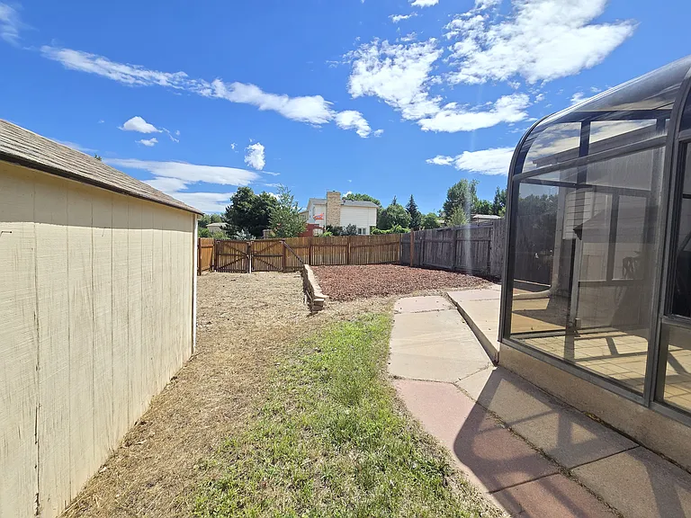 6526 Charter Dr — Photo 19