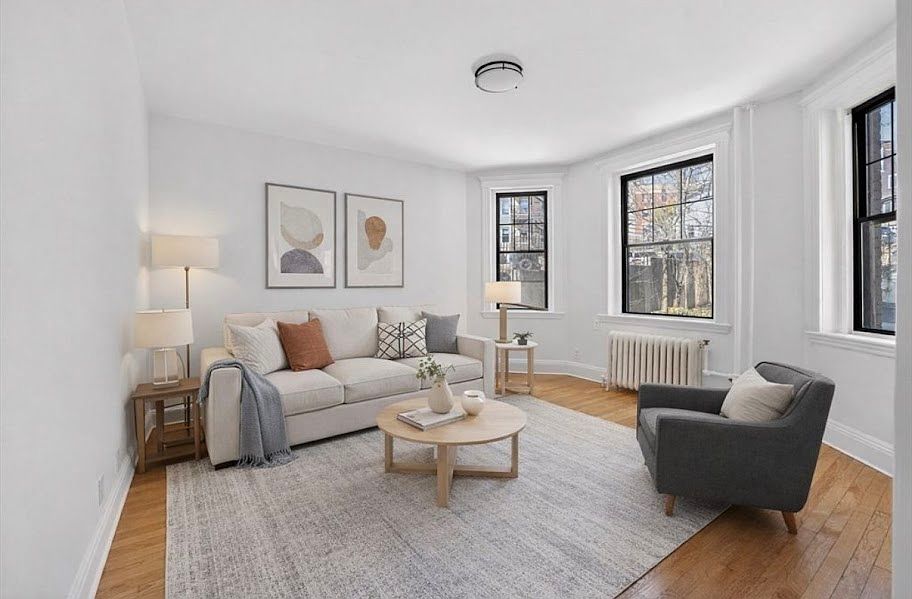 1st image of 370 Chestnut Hill Ave APT 3