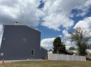 9 W Front St, Bridgeport, PA 19405