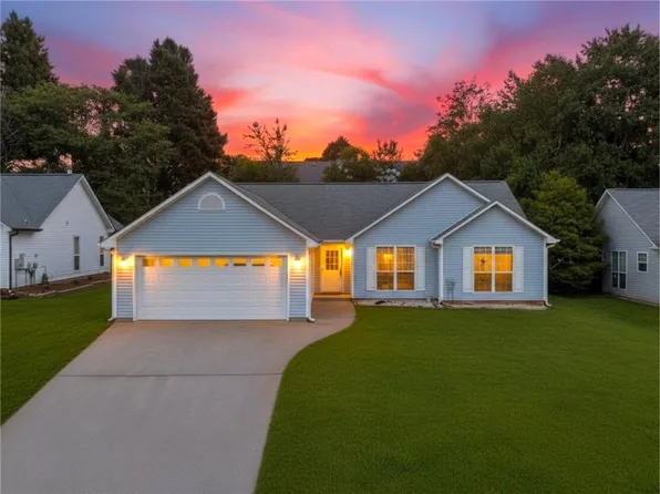 800 Mill Station Dr, Lawrenceville, GA 30046