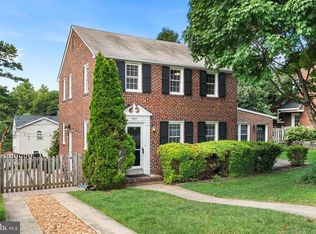 6145 12th St N, Arlington, VA 22205