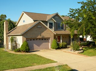 4231 Pleasant Acres Dr, Batavia, OH 45103