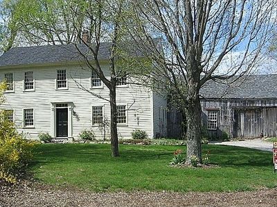 71 Old Turnpike Rd, New Braintree, MA, 01531