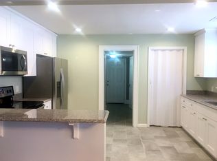 1128 Decatur St, Chesapeake, VA 23324