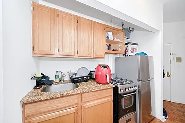 Rented by Living New York